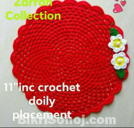 Crochet runner set